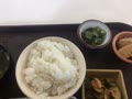 今日のお昼ごはん。「ヘレカツ定食」です。